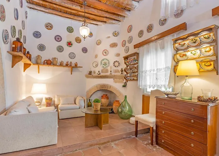 Σπίτι διακοπών Hidden Gem Of , Traditional House & Patio