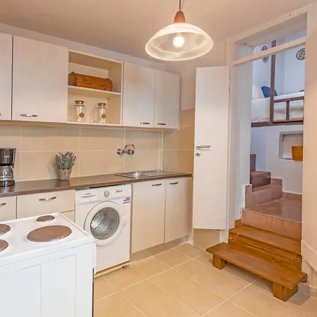 Hidden Gem Of , Traditional House & Patio Casa vacanze